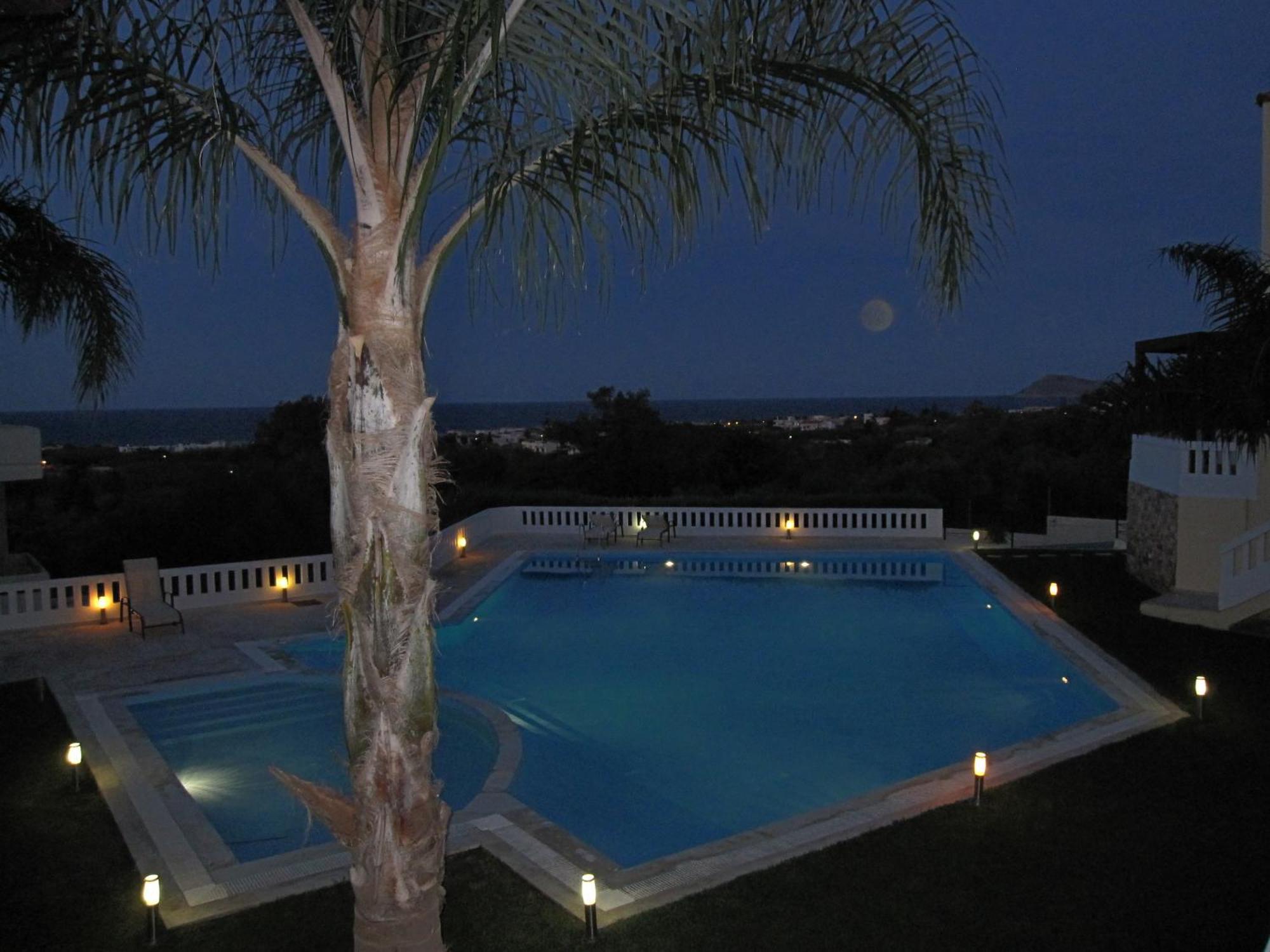 Villa Pandora - Angela & Michali Maleme  Exterior photo